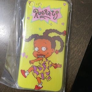 iPhone 7/8/ iPhone SE rug eats phone case